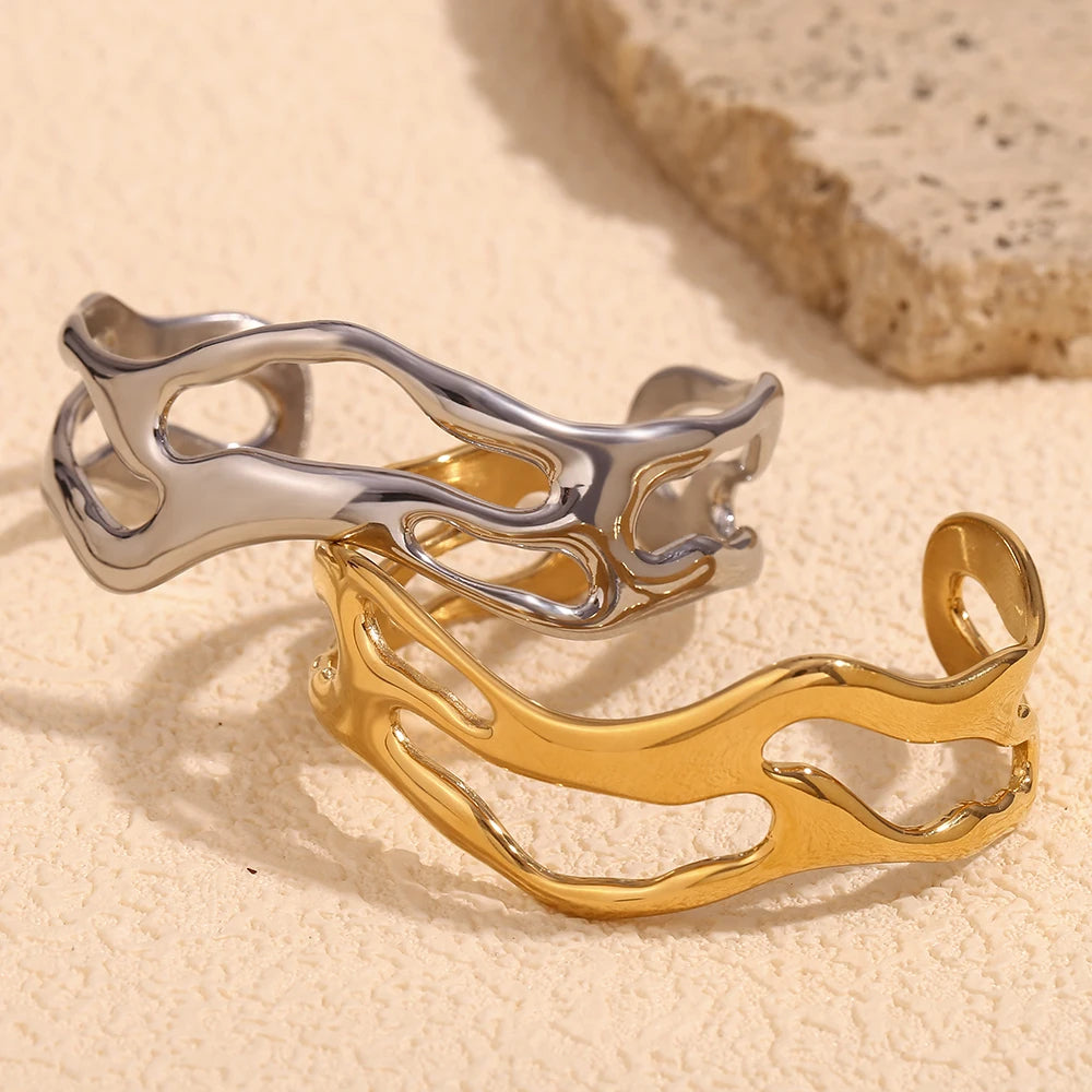 The Rhythmic Wave Hollow Cuff by Vexa - Bracelet - Vexa