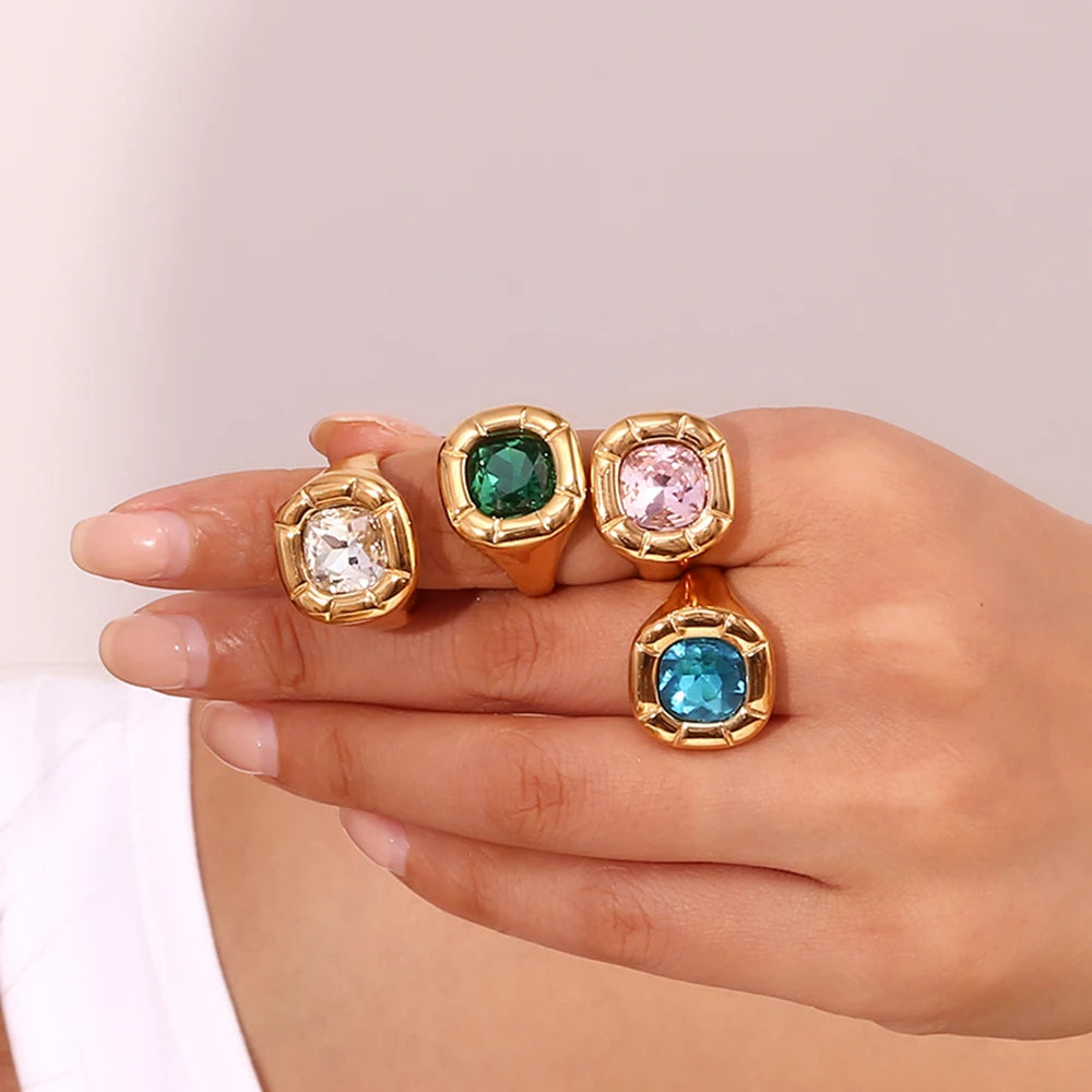 The Flora Rounded Square Zircon Ring by Vexa - RING - Vexa