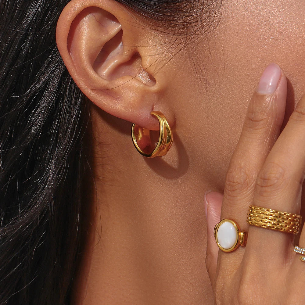 The Contour Textured Gold Hoop Earrings by Vexa - Earring - Vexa