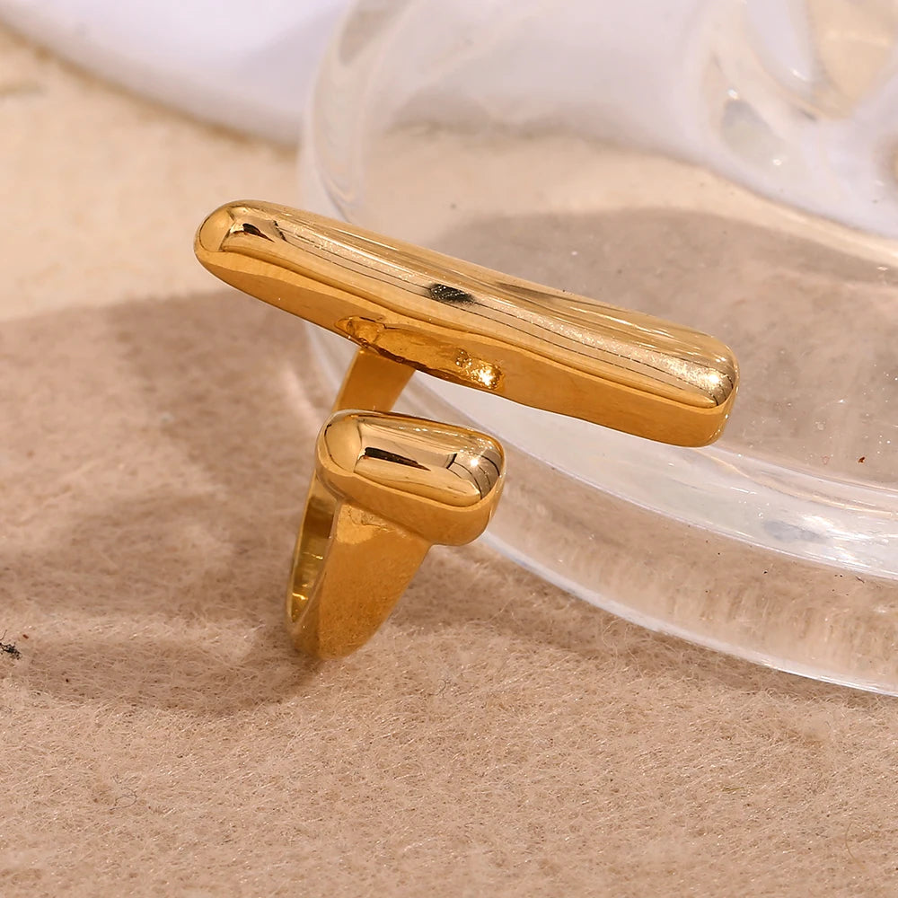 The Elara T - Bar Gold Ring by Vexa - RING - Vexa