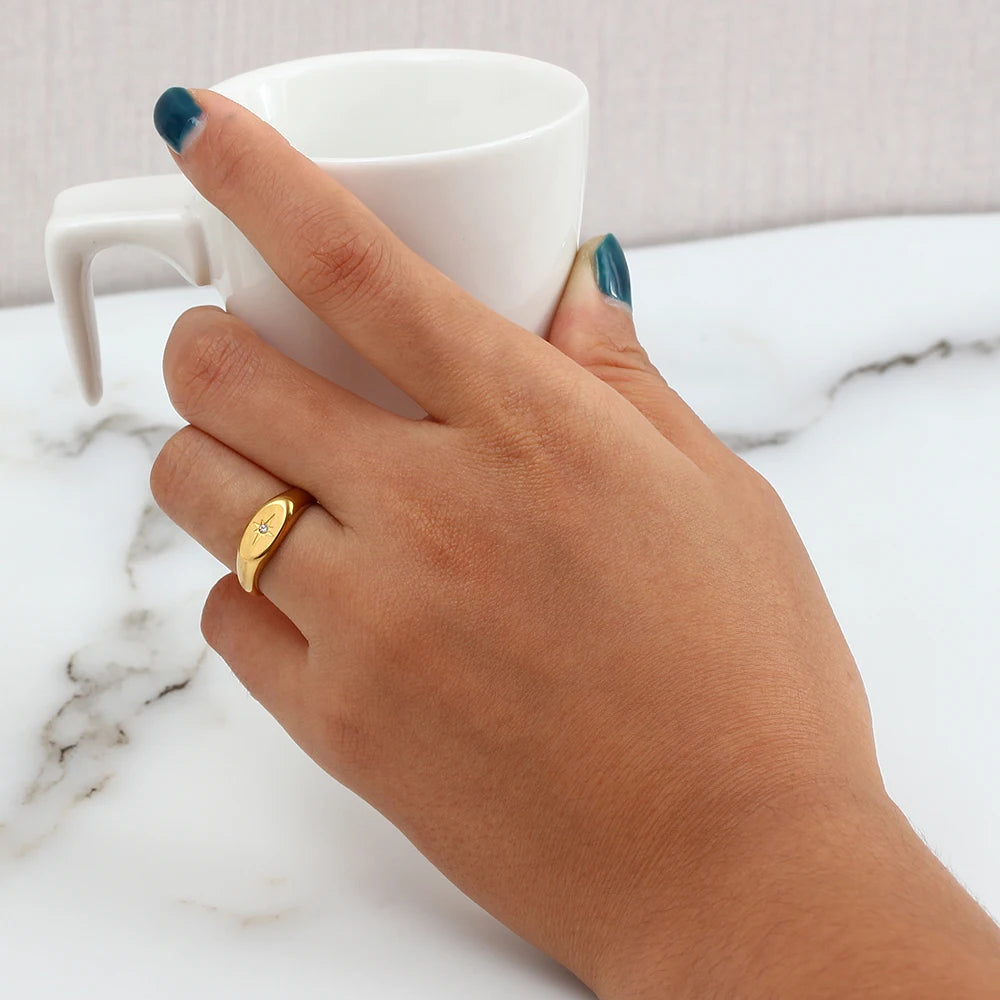The Stella Oval Zircon Ring by Vexa - RING - Vexa
