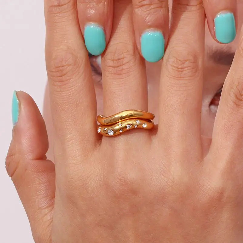 The Oceana Wave Crystal Ring by Vexa - RING - Vexa