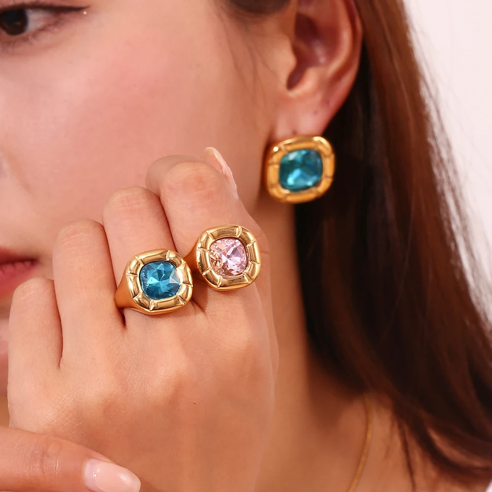 The Flora Rounded Square Zircon Ring by Vexa - RING - Vexa