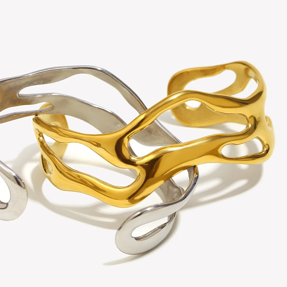 The Rhythmic Wave Hollow Cuff by Vexa - Bracelet - Vexa