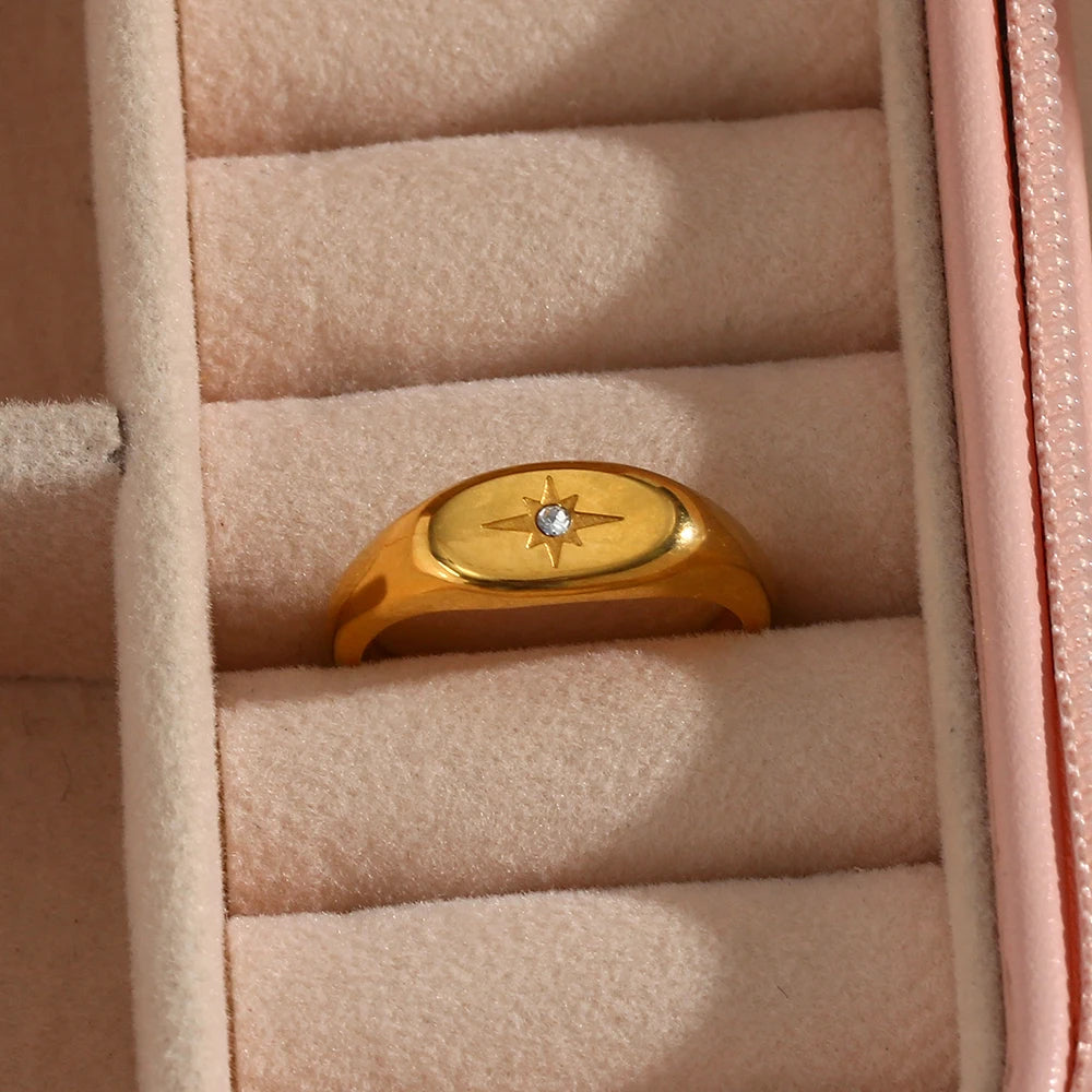 The Stella Oval Zircon Ring by Vexa - RING - Vexa