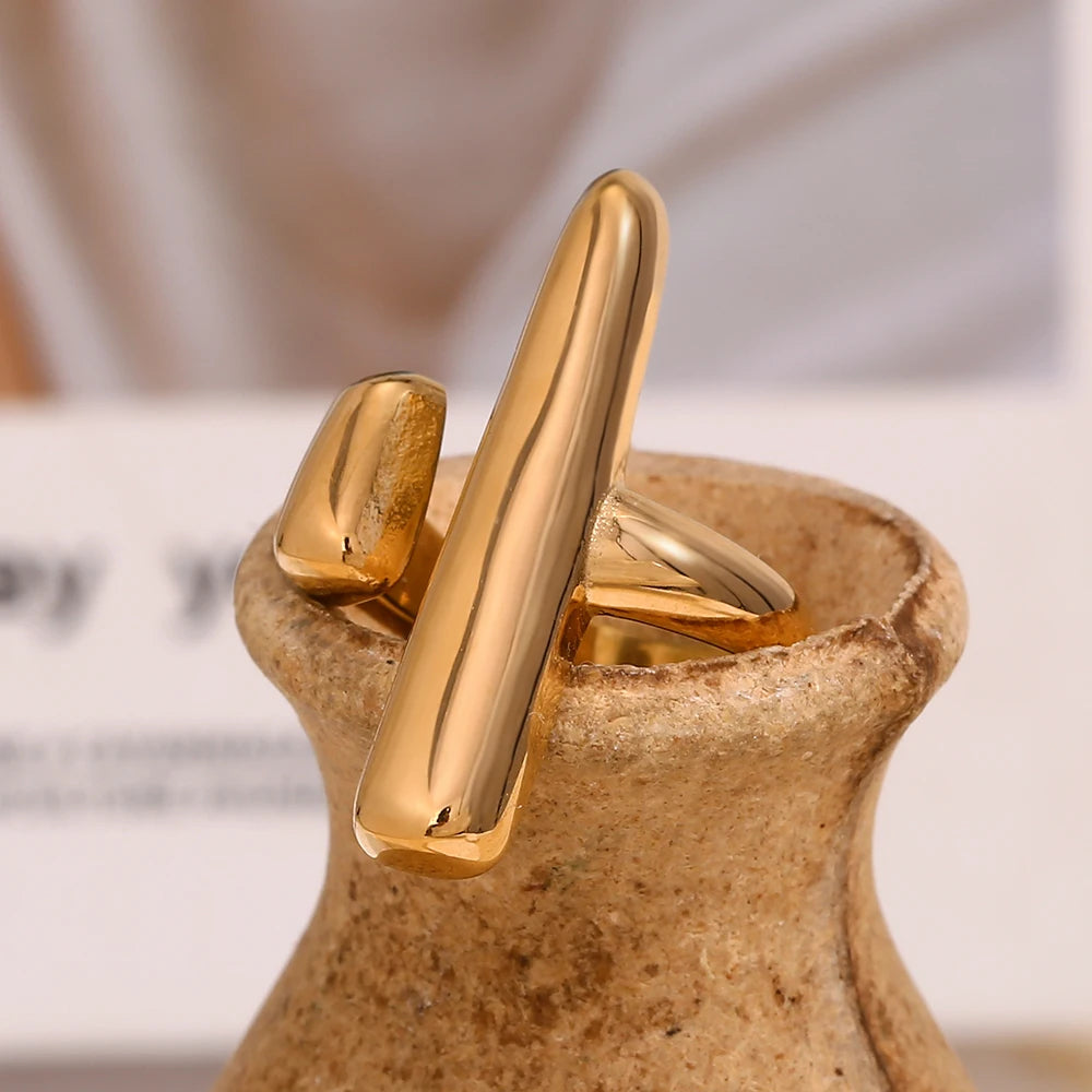 The Elara T - Bar Gold Ring by Vexa - RING - Vexa