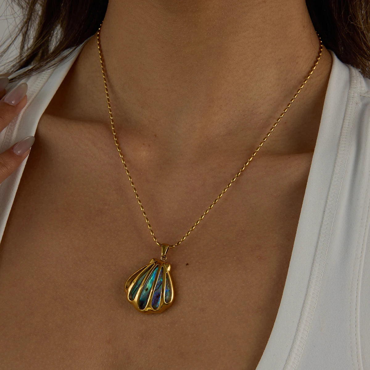 The Iridescent Ocean Shell Jewelry Set by Vexa - Jewelry Set - Vexa