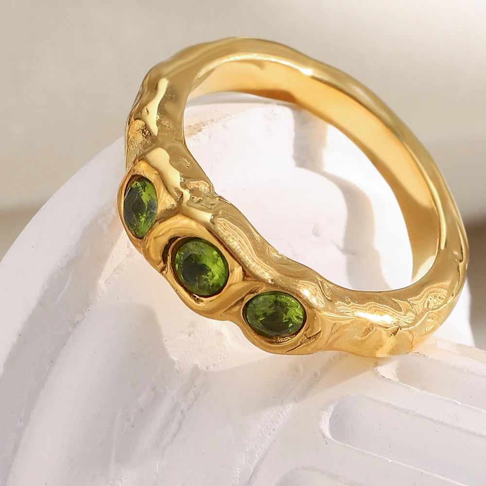 The Emerald Echo Vintage Ring by Vexa - RING - Vexa
