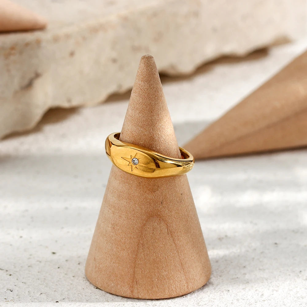 The Stella Oval Zircon Ring by Vexa - RING - Vexa