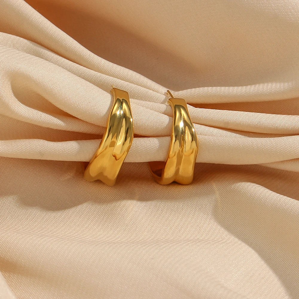 The Contour Textured Gold Hoop Earrings by Vexa - Earring - Vexa