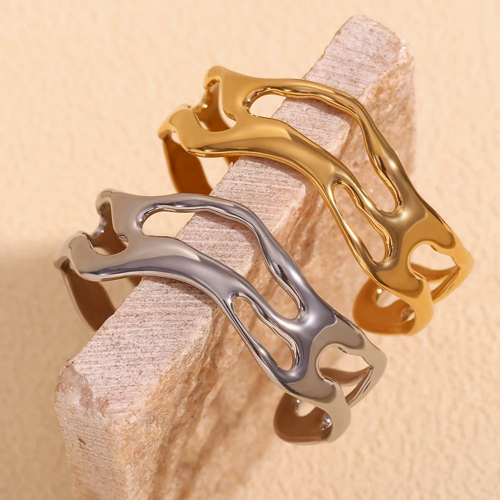 The Rhythmic Wave Hollow Cuff by Vexa - Bracelet - Vexa