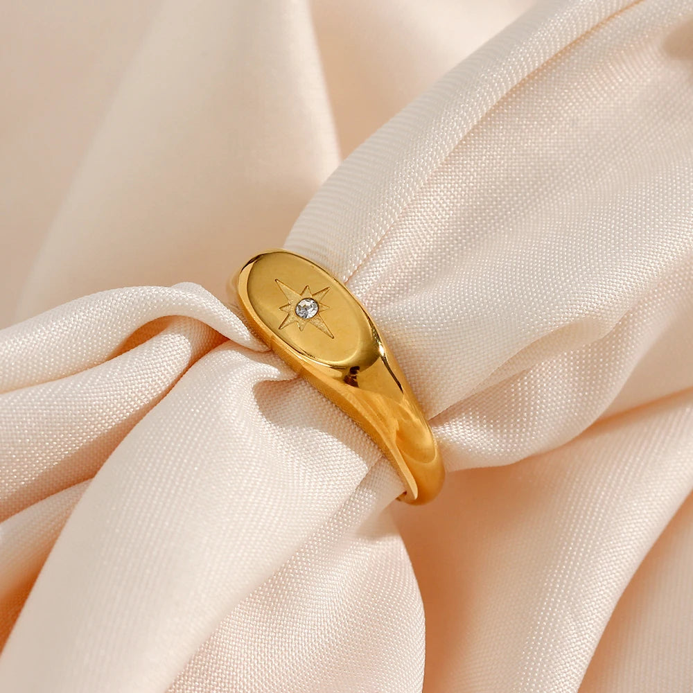 The Stella Oval Zircon Ring by Vexa - RING - Vexa