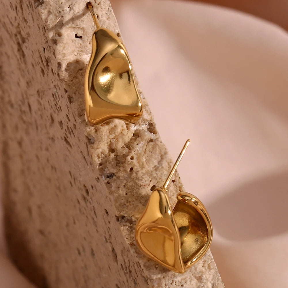 The Prisma Geometric Trapezoid Creole Earrings by Vexa - Earring - Vexa