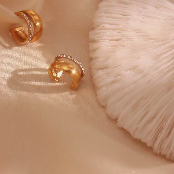 The Lyra Double-Band Crystal Ear Cuff by Vexa