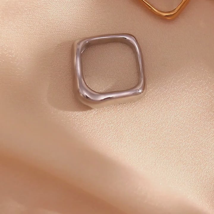 The Vanguard Geometric Square Ring by Vexa